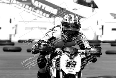 media/Sep-25-2023-Moto Forza (Mon) [[81ffa65e0a]]/Around the Pits/